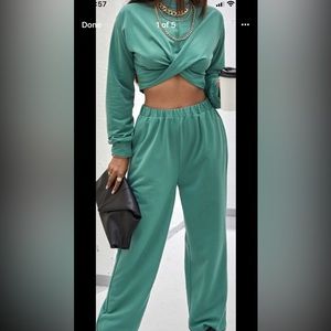 Twist Front Crop 2 Piece Set